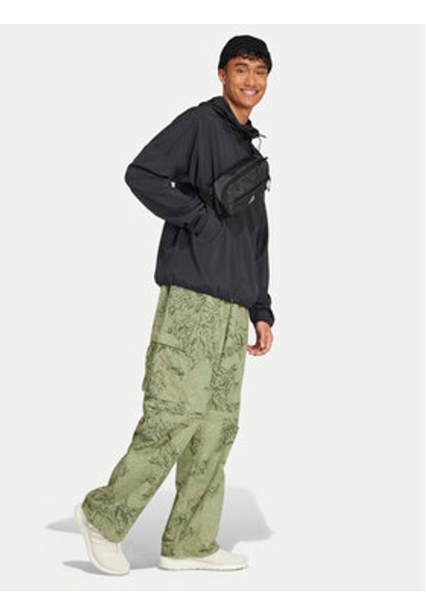 Adidas - adidas Wiatrówka City Escape IY1515 Czarny Loose Fit. Kolor: czarny. Materiał: syntetyk