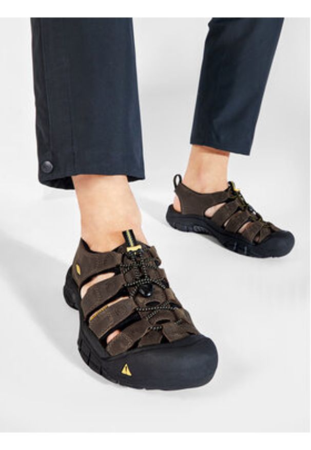 keen - Keen Sandały Newport 1001870 Brązowy. Kolor: brązowy. Materiał: skóra, nubuk