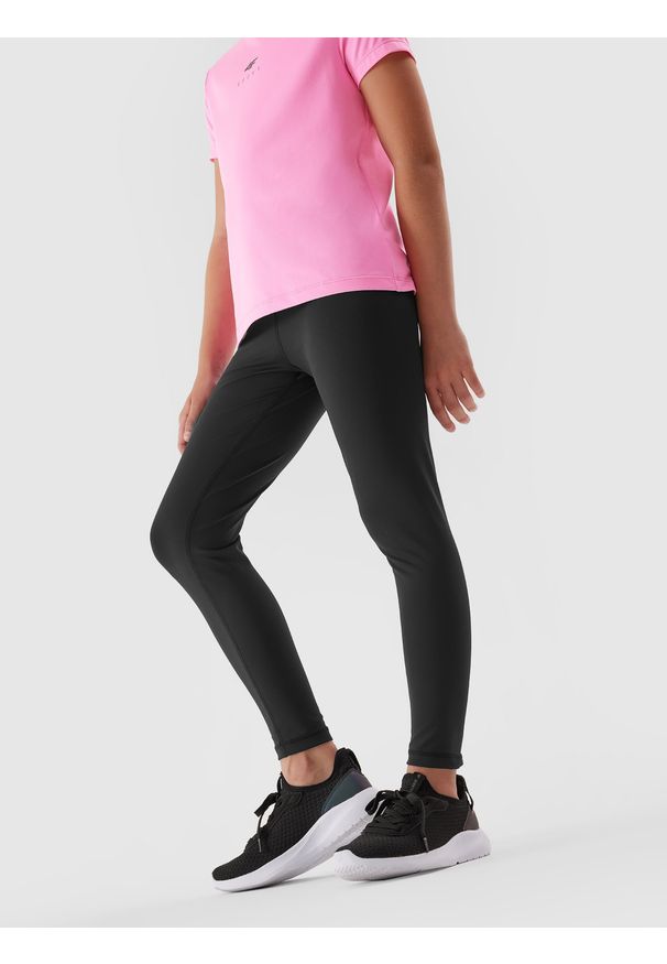 4f - Legginsy sportowe szybkoschnące dziewczęce - głęboka czerń. Kolor: czarny. Materiał: włókno. Styl: sportowy