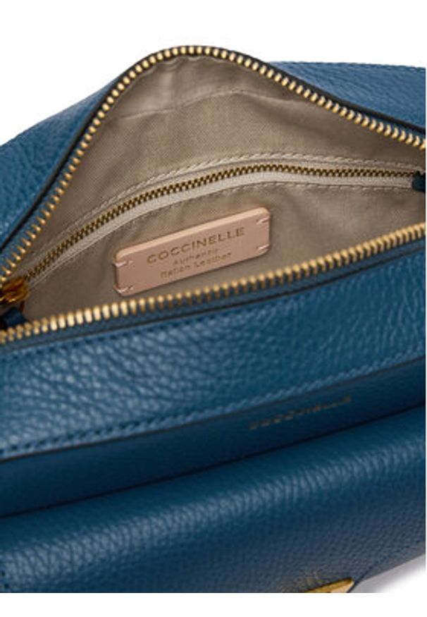 Coccinelle Torebka MF6 Coccinelle Beat Soft E1 MF6 15 02 01 Granatowy. Kolor: niebieski. Materiał: skórzane