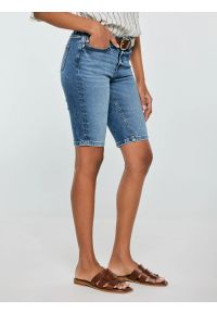 Big-Star - Szorty damskie jeansowe niebieskie Shira 469. Stan: podwyższony. Kolor: niebieski. Materiał: jeans. Sezon: lato. Styl: klasyczny #3