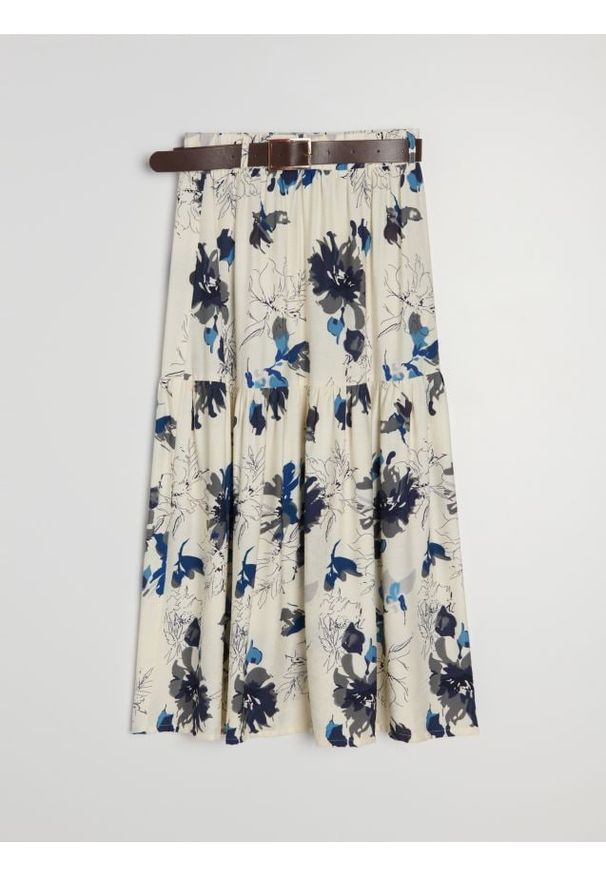 Sinsay - Wiskozowa spódnica midi w kwiatowy wzór z paskiem - wielobarwny. Materiał: wiskoza. Wzór: kwiaty