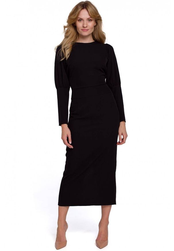Makover - Elegancka ołówkowa sukienka 7/8 z odkrytymi plecami. Typ sukienki: ołówkowe. Styl: elegancki