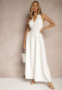 Renee - Biała Rozkloszowana Sukienka Halter z Wiązaniem i Odkrytymi Plecami Senicce. Okazja: na imprezę, na randkę. Typ kołnierza: dekolt halter. Kolor: biały. Styl: elegancki #4