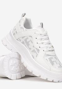 Born2be - Białe Sneakersy Melanise. Nosek buta: okrągły. Kolor: biały. Materiał: materiał. Wzór: jednolity #3
