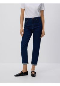 Reserved - Jeansy boyfriend slim - granatowy. Kolor: niebieski #1