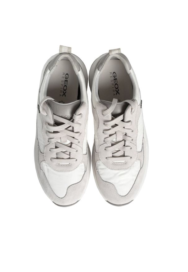 Geox Sneakersy "Titanio" | U25E4A 022FU | Mężczyzna | Biały. Nosek buta: okrągły. Kolor: biały. Materiał: skóra, tkanina