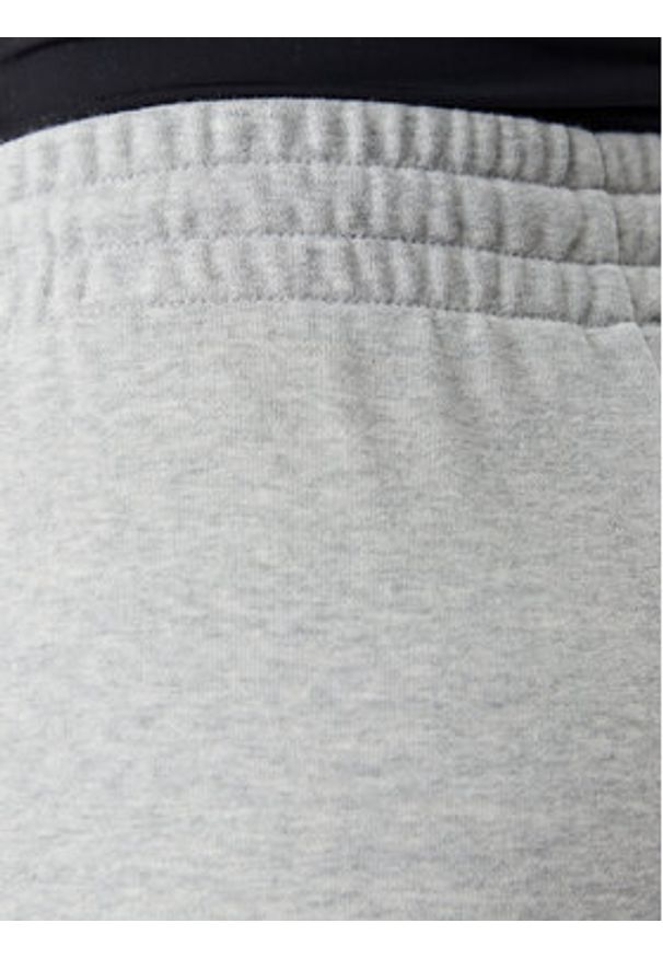 GAP - Gap Spodnie dresowe 889527-01 Szary Relaxed Fit. Kolor: szary. Materiał: bawełna