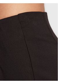 NAF NAF Spodnie materiałowe Epinceau THNP45 Czarny Regular Fit. Kolor: czarny. Materiał: syntetyk, materiał