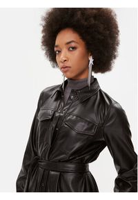 DKNY Sukienka skórzana P2HBTO59 Czarny Regular Fit. Kolor: czarny. Materiał: syntetyk
