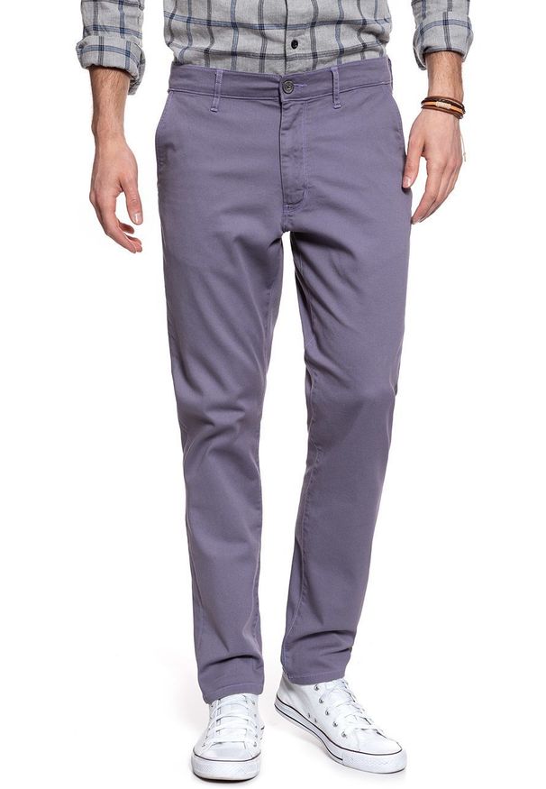 Wrangler - WRANGLER SPODNIE MĘSKIE CHINO CADET PURPLE W16LR333P. Materiał: materiał