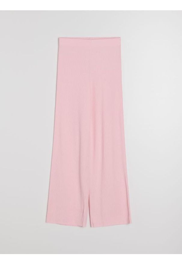 Sinsay - Prążkowane spodnie wide leg - różowy. Kolor: różowy. Materiał: prążkowany
