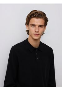 Reserved - Sweter polo z bawełną - czarny. Typ kołnierza: polo. Kolor: czarny. Materiał: bawełna #1