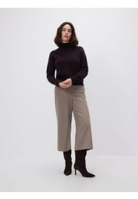 Reserved - Spodnie z wiskozą - beżowy. Kolor: beżowy. Materiał: wiskoza #1