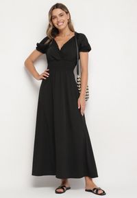 Born2be - Czarna Sukienka Ozdobiona Bufkami Dolinossa. Okazja: na co dzień. Kolor: czarny. Wzór: aplikacja. Sezon: lato. Styl: casual #4