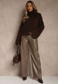 Renee - Brązowy Oversizowy Golf z Dodatkiem Wełny i Wiskozy Tenafera. Typ kołnierza: golf. Kolor: brązowy. Materiał: wełna, wiskoza #4