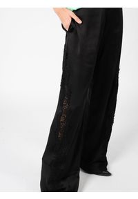 Pinko Spodnie "Priscilla" | 1G1845 A0W0 | Kobieta | Czarny. Stan: podwyższony. Kolor: czarny. Materiał: poliester. Wzór: koronka #4