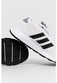 adidas Originals Buty kolor biały. Nosek buta: okrągły. Zapięcie: sznurówki. Kolor: biały. Materiał: guma. Sport: bieganie #4