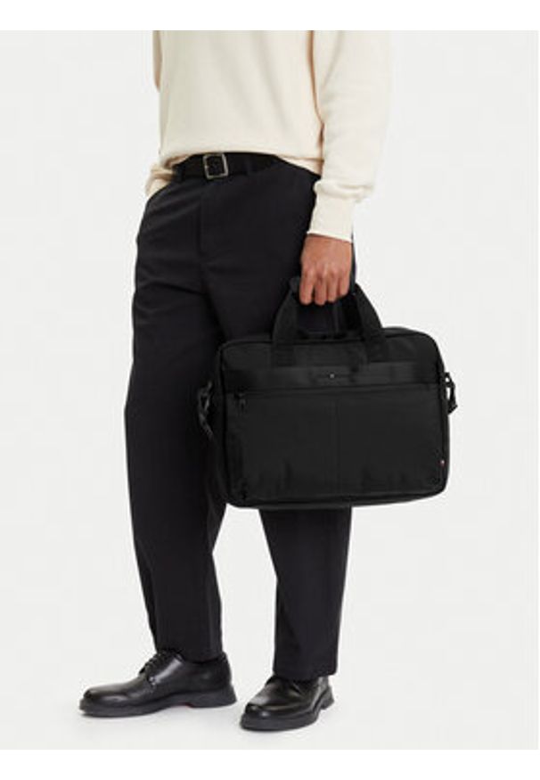 TOMMY HILFIGER - Tommy Hilfiger Torba na laptopa Th Commuter Computer Bag AM0AM13612 Czarny. Kolor: czarny. Materiał: materiał