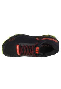 Buty do biegania Under Armour Hovr Machina Off Road M 3023892-002 czarne. Zapięcie: sznurówki. Kolor: czarny. Materiał: syntetyk, guma