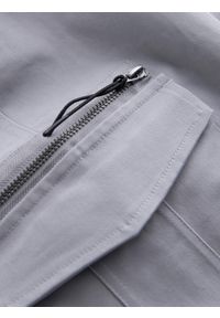 Ombre Clothing - Męskie spodnie STRAIGHT LEG cargo z trójkątnym pinem na kieszeni – szare V3 OM-PACG-0196 - XXL. Okazja: na co dzień. Kolor: szary. Materiał: bawełna, materiał, elastan. Wzór: gładki. Styl: elegancki, casual #8