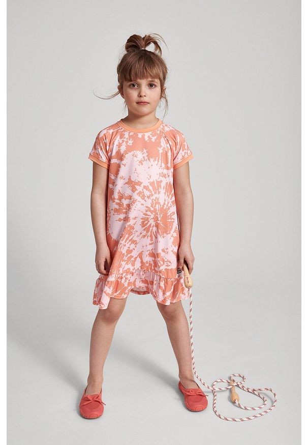 Reima sukienka dziecięca Tuulonen kolor pomarańczowy mini oversize. Kolor: pomarańczowy. Materiał: materiał, włókno. Długość rękawa: krótki rękaw. Typ sukienki: oversize. Długość: mini