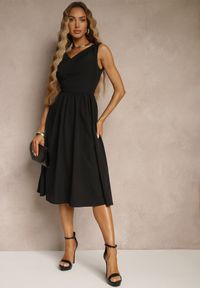Renee - Czarna Basicowa Sukienka Vices o Rozkloszowanym Kroju Tolaneia. Okazja: na co dzień, na imprezę. Kolor: czarny. Styl: klasyczny, casual #5