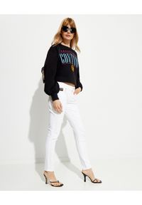 Versace Jeans Couture - VERSACE JEANS COUTURE - Białe jeansy Slim Fit. Kolor: biały #3