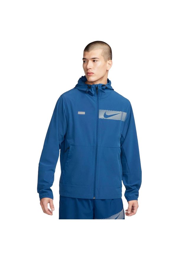 Bluza z kapturem męskie Nike Unlimited. Typ kołnierza: kaptur. Kolor: niebieski. Materiał: poliester, materiał. Sport: fitness