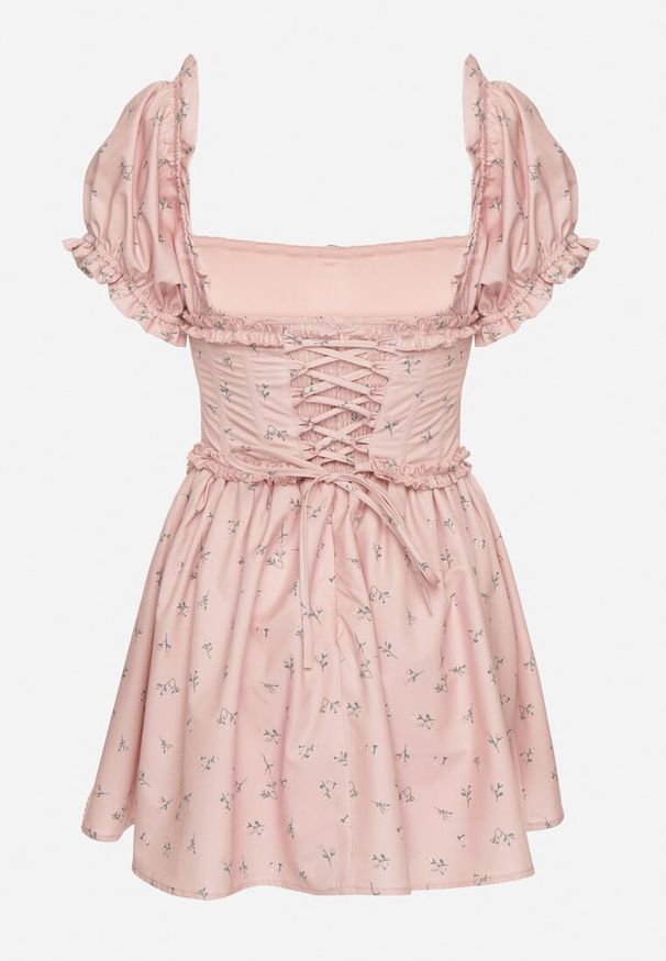 Born2be - Różowa Sukienka Vices z Bufkami Falbankami i Wiązaniem w Kwiaty Tolalira. Okazja: na co dzień. Typ kołnierza: kołnierz z falbankami. Kolor: różowy. Materiał: skóra. Wzór: kwiaty. Styl: klasyczny, casual, elegancki