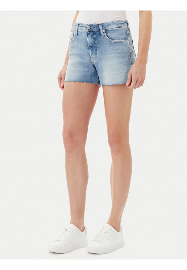 Calvin Klein Jeans Szorty jeansowe J20J225158 Niebieski Slim Fit. Kolor: niebieski. Materiał: bawełna