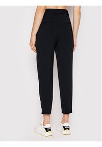 BOSS - Boss Spodnie materiałowe Tapia 50438985 Czarny Regular Fit. Kolor: czarny. Materiał: syntetyk, wiskoza