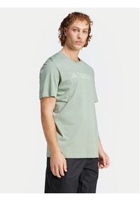 Adidas - adidas T-Shirt Terrex Classic IN4688 Zielony Regular Fit. Kolor: zielony. Materiał: bawełna #4