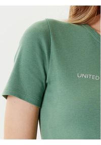 United Colors of Benetton - United Colors Of Benetton T-Shirt 3GA2E16A2 Zielony Regular Fit. Kolor: zielony. Materiał: bawełna