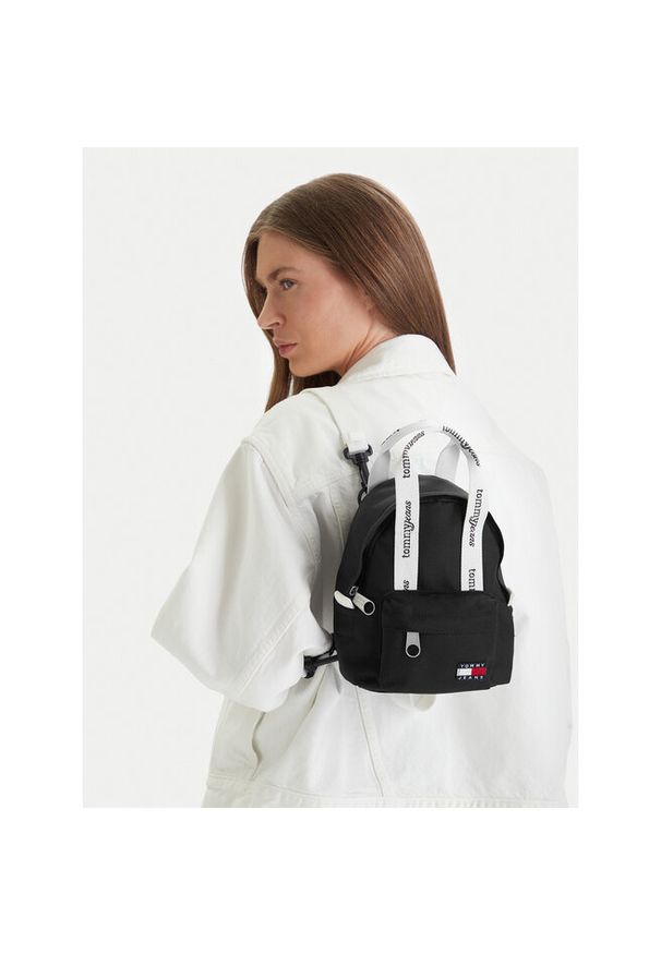 Plecak Tommy Jeans. Kolor: czarny
