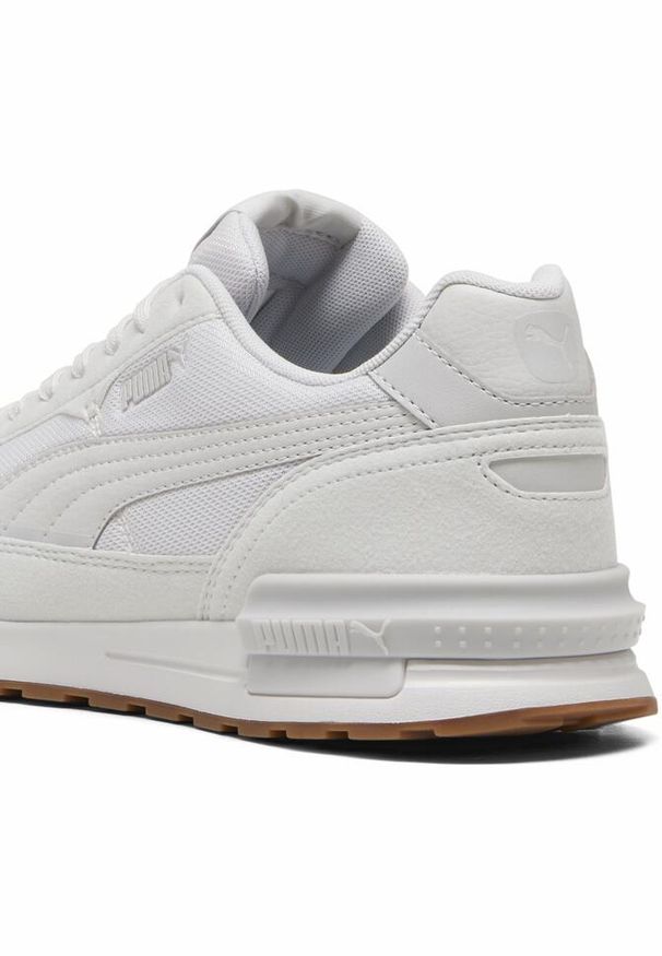 Buty do chodzenia męskie Puma Graviton. Kolor: szary. Materiał: guma, syntetyk, tkanina, materiał. Sport: turystyka piesza