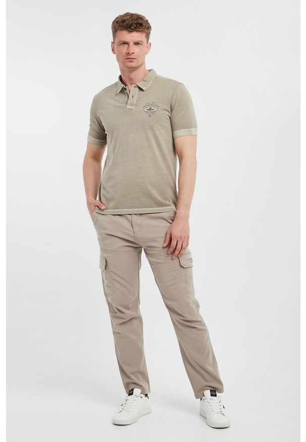 Aeronautica Militare - Polo męskie z naszywką AERONAUTICA MILITARE. Typ kołnierza: polo. Wzór: aplikacja