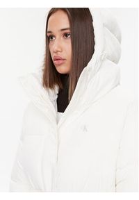 Calvin Klein Jeans Kurtka zimowa J20J221894 Écru Regular Fit. Materiał: syntetyk. Sezon: zima #3