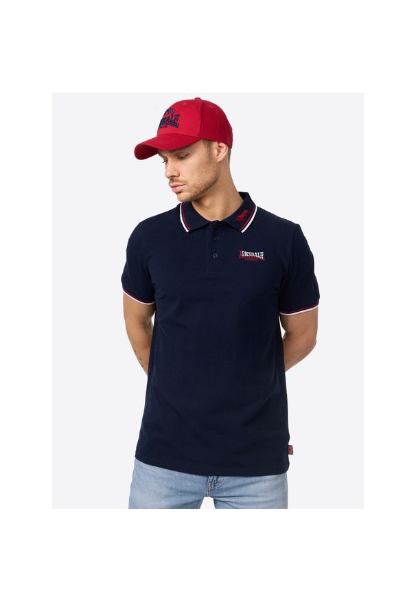 Polo Lonsdale Lion. Typ kołnierza: polo. Kolor: czerwony, niebieski, wielokolorowy. Styl: elegancki, sportowy