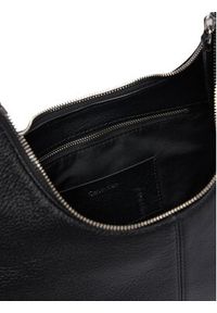 Calvin Klein Torebka Slouchy Leather Shoulder Bag LV04F3657G Czarny. Kolor: czarny. Materiał: skórzane #2