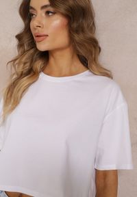 Renee - Biały T-shirt o Fasonie Cropped Oversize Brighta. Kolor: biały. Materiał: jeans