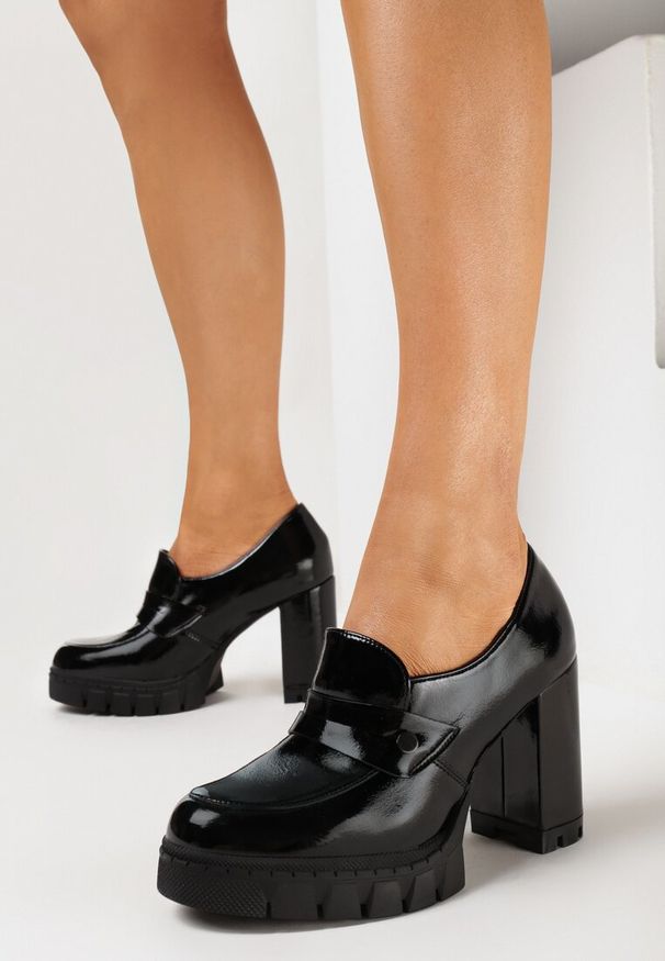 Born2be - Czarne Półbuty Czółenka na Słupku z Platformą i Skórzaną Wkładką Wisterra. Kolor: czarny. Materiał: skóra. Obcas: na platformie. Styl: elegancki