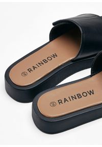 bonprix - Klapki. Kolor: czarny #2