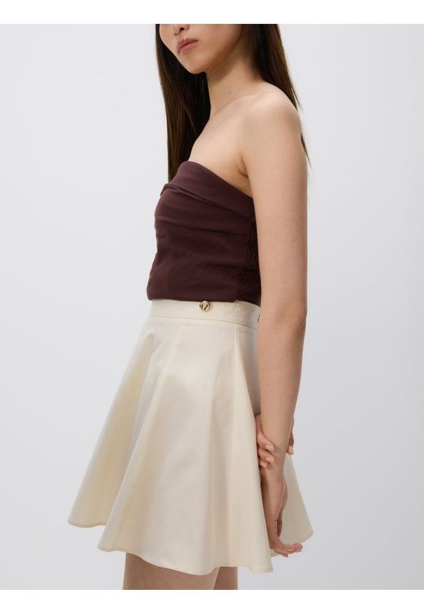 Reserved - Spódnica mini - kremowy. Kolor: kremowy. Materiał: tkanina, bawełna