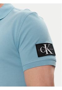 Calvin Klein Jeans Polo J30J323394 Niebieski Regular Fit. Typ kołnierza: polo. Kolor: niebieski. Materiał: bawełna