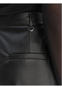 Hugo - HUGO Spodnie z imitacji skóry Hasmina-1 50552964 Czarny Wide Leg. Kolor: czarny. Materiał: skóra #3