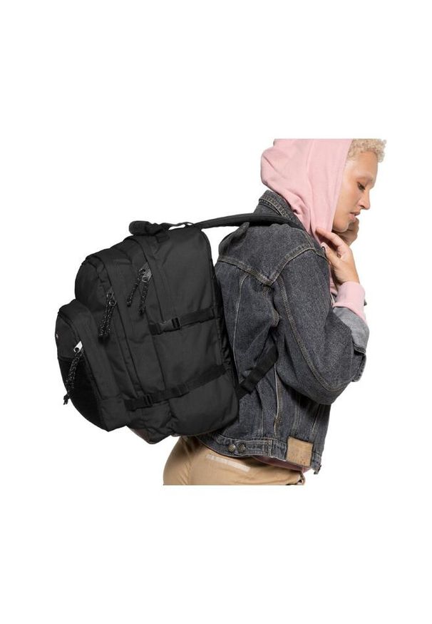 Plecak Eastpak Ultimate. Kolor: czarny. Wzór: paski