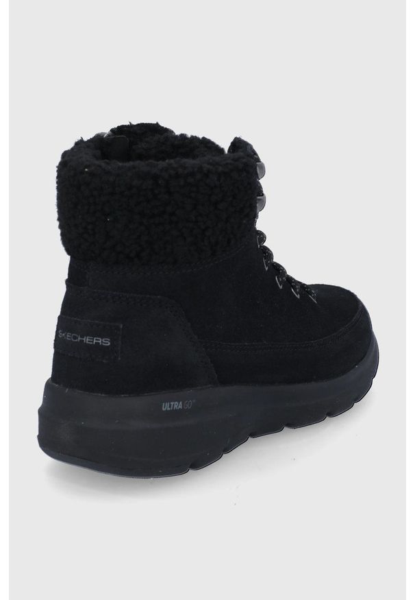 skechers - Skechers - Śniegowce zamszowe. Nosek buta: okrągły. Zapięcie: sznurówki. Kolor: czarny. Materiał: zamsz