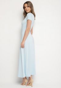 Born2be - Jasnoniebieska Sukienka o Taliowanym Kroju z Krótkim Rękawem Liravise. Okazja: na co dzień. Kolor: niebieski. Długość rękawa: krótki rękaw. Sezon: wiosna, lato. Typ sukienki: rozkloszowane. Styl: klasyczny, casual, elegancki #4