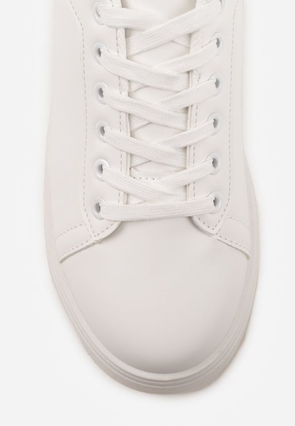 Born2be - Białe Klasyczne Sneakersy na Grubej Podeszwie Tosirra. Okazja: na co dzień. Kolor: biały. Materiał: jeans